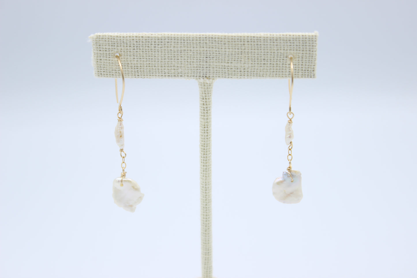Cornflake Keshi Dangling Earrings